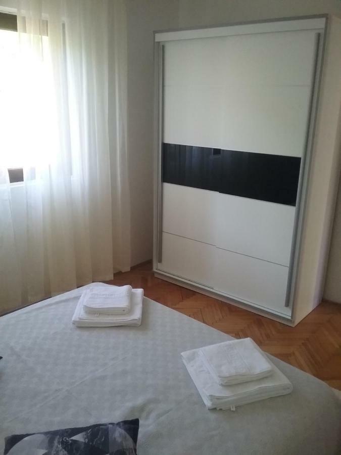 Milda+M Apartment Skradin Bagian luar foto